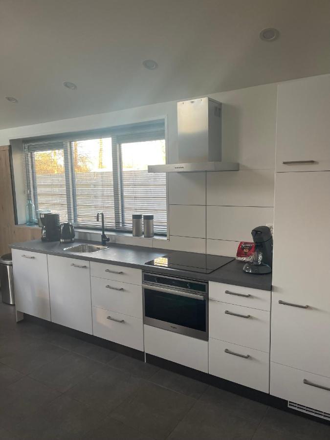 Luxe Vakantiebungalow Met Omheinde Tuin Voor Hond En Kinderen Dirkshorn 외부 사진